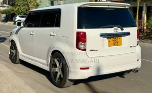 Toyota Corolla Rumion 2008 White