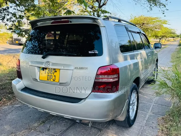 Toyota Kluger 2006 Silver - 1