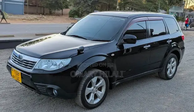 Subaru Forester 2008 Black - 1