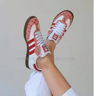 Luxe Kicks Heart Eyes Samba Sneakers
