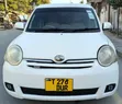 Toyota Sienta 2006 Nyeupe - 2