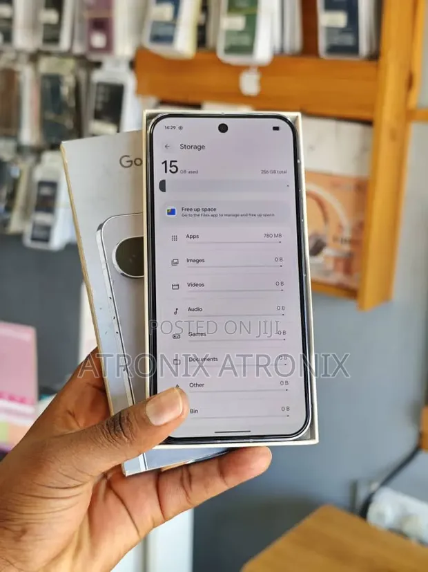 New Google Pixel 10 Pro XL 256GB - 1