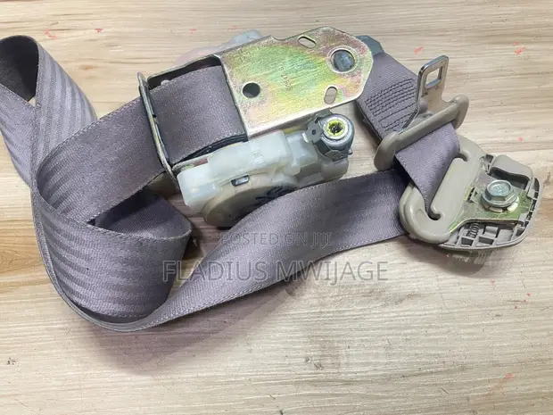 Used Toyota Land Cruiser Seat Belts - 1