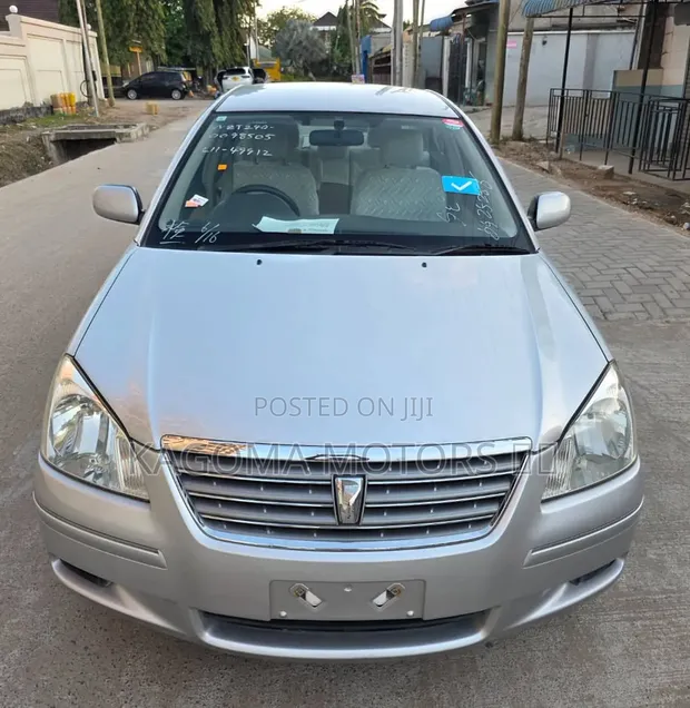 Toyota Premio 2007 Nyeupe - 1