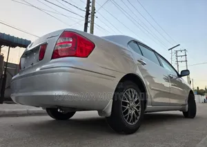 Toyota Premio 2007 Nyeupe