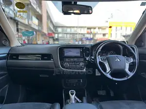 Mitsubishi Outlander PHEV 2018 Black