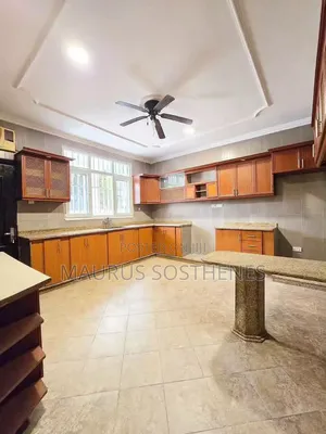 4 Bedroom House for Rent in Oyster Bay