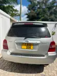 Toyota Kluger 2004 Silver - 1