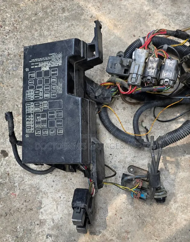 Isuzu 4JX1 Engine Wiring Harness with Fuse Box - 1