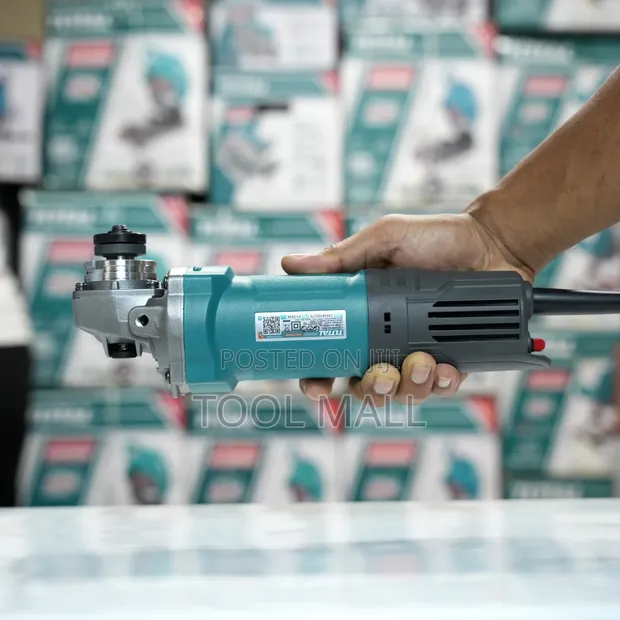 Total Angle Grinder 900W (Corded) - 1