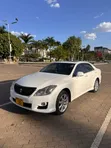 Toyota Crown 2009 White - 4