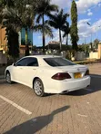 Toyota Crown 2009 White - 5