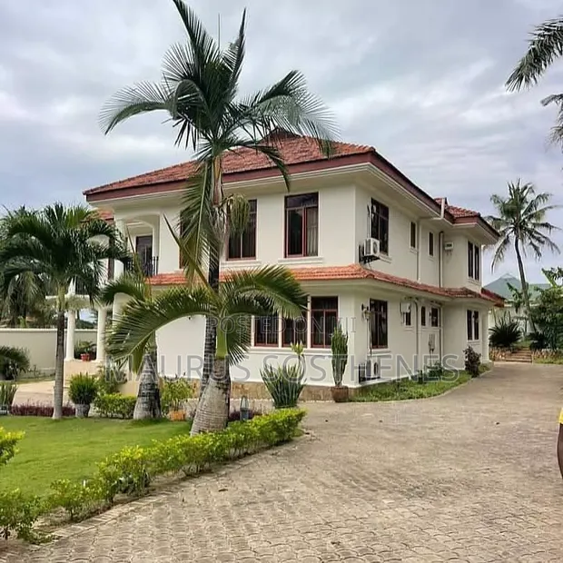 Nyumba ya Vyumba 5 vya Kulala (Bungalow) Salasala, Kunduchi Inauzwa - 1