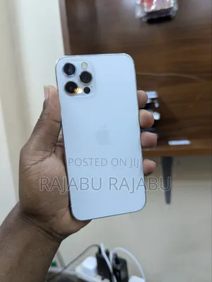 Apple iPhone 12 Pro 128GB White