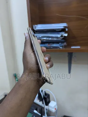 Apple iPhone 11 Pro 64GB Gold