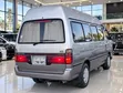 Toyota HiAce 1996 Gold - 2