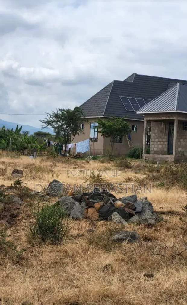 Land Plots for Sale, East Africa Road, Kikwe - 1