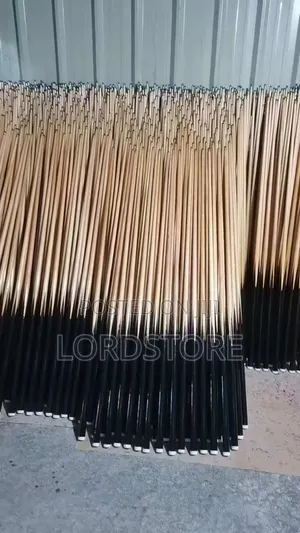 Cue Stick (Pool Table Snooker Stick)