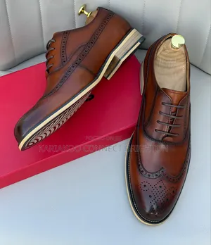 Clarks Wing Trip Brogue Oxfords - Men's Leather Shoes