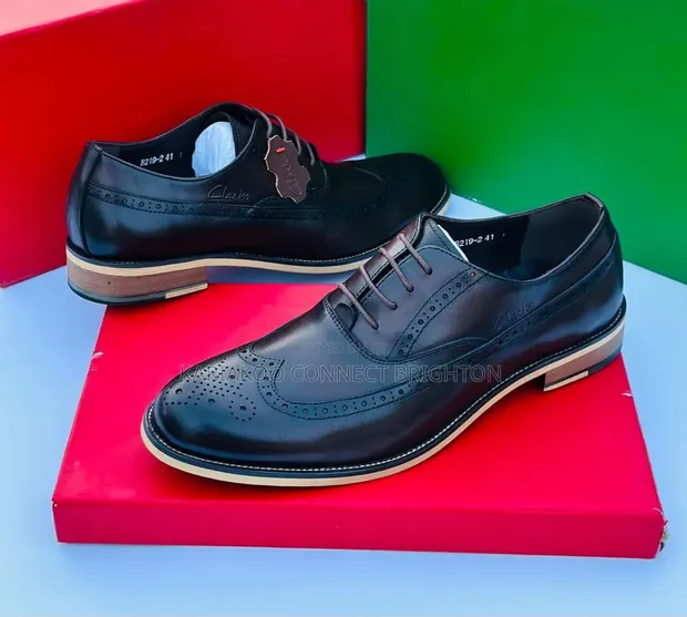 Viatu vya Oxford vya Brogue - Clarks - 1