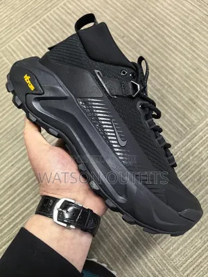 Nike Men's Leather Goretex Sneakers - 4 Colours