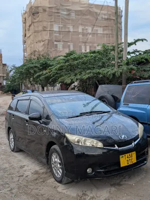 Toyota Wish 2010 Nyeusi