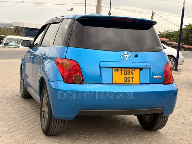 Toyota IST 2006 Blue - 1