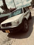 Nissan Hardbody Double Cabin 2015 - 1