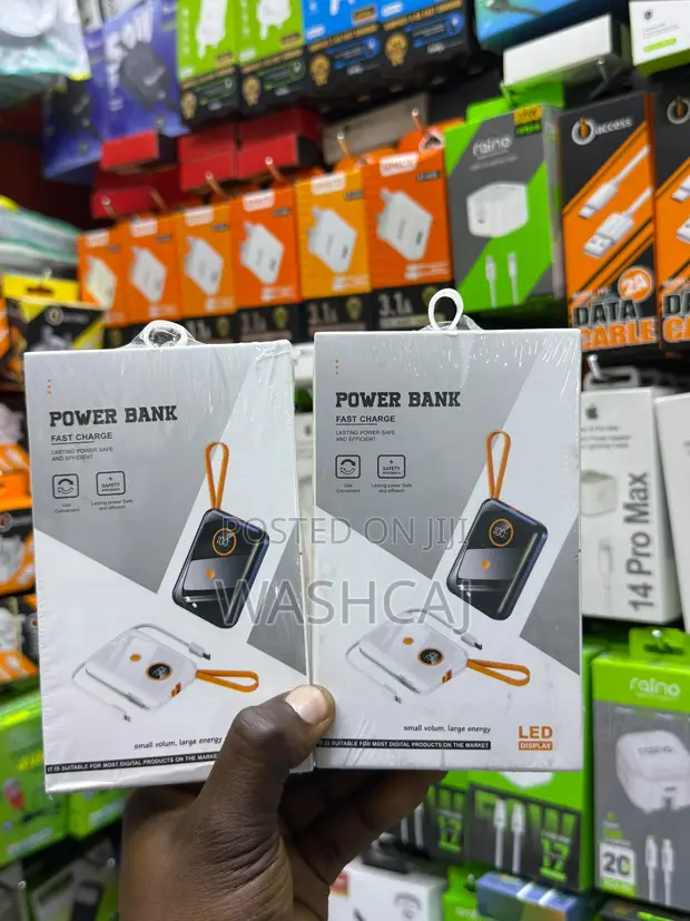 Oraimo Power Bank ya Fast Charge yenye LED Display - 1