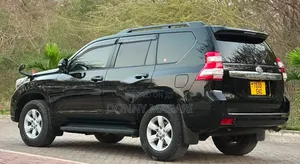 Toyota Land Cruiser Prado 2015 Nyeusi