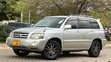 Toyota Kluger 2004 Silver - 3