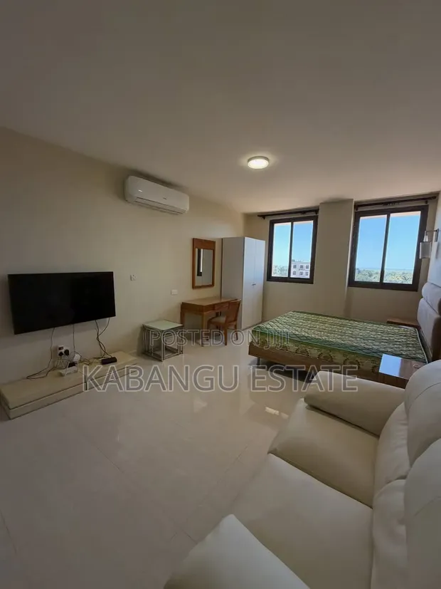 Studio Apartment Yenye Samani kwa Ajili ya Kukodisha Masaki - 1