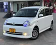 Toyota Sienta 2006 White - 1