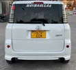 Toyota Sienta 2006 White - 2