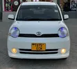 Toyota Sienta 2006 White - 3