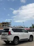 Toyota Land Cruiser Prado 2021 White - 2