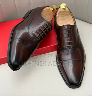 Clarks Cassian Premium Shoes