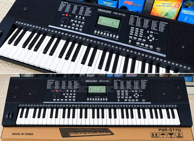 Yamaha PSR-S770 Electronic Keyboard with Stand - 1