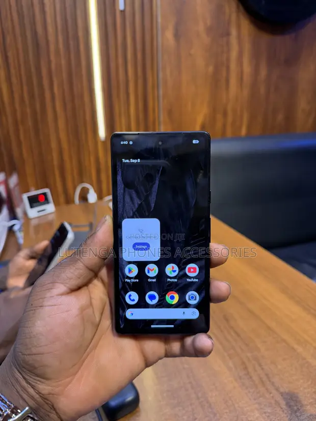 Google Pixel 6a 128GB Black - 1