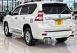 Toyota Land Cruiser Prado 2017 Nyeupe - 2