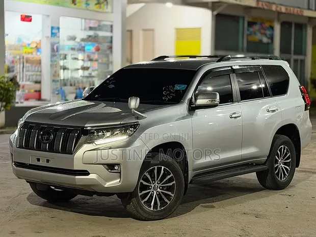 Toyota Land Cruiser Prado 2.8 2020 Silver - 1