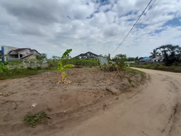 Land for Sale in Kigamboni Kibada - 1