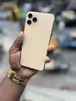 Apple iPhone 11 Pro 64GB Gold - 3