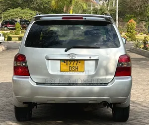 Toyota Kluger V 2004 Silver