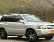 Toyota Kluger V 2004 Silver - 3