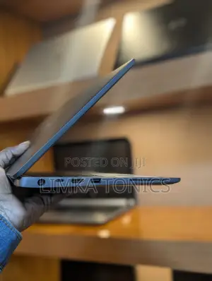 New Dell Latitude 7400 Laptop: Core i5, 8GB RAM, 256GB SSD