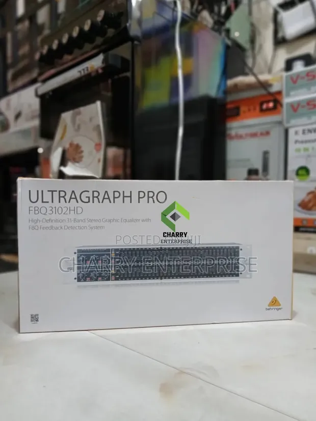 Behringer Ultragraph Pro FBQ3102HD Double Equalizer - 1