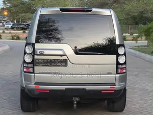 Land Rover Discovery HSE 4x4 2017