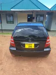 Mercedes-Benz E200 2002 Black - 1