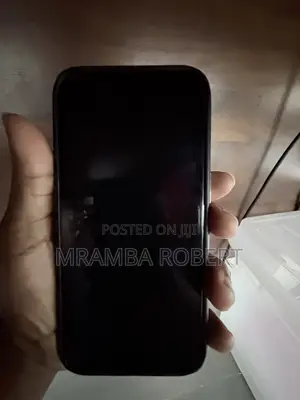 Apple iPhone 16 128GB Black (Refurbished)